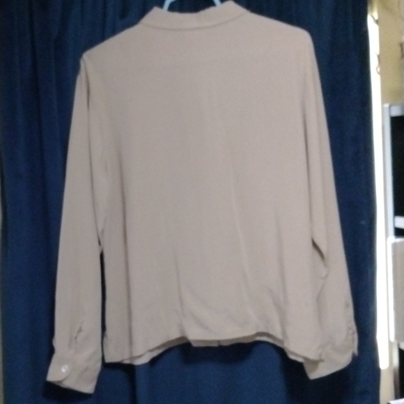 RARE Silk Chico's Design button down shirt - Picture 2 of 4